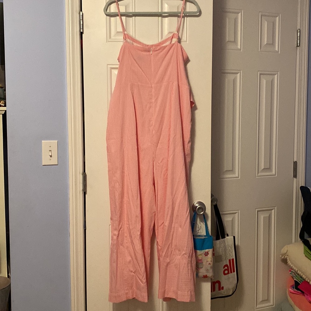 Vineyard Vines Seersucker Jumpsuit - Picture 9 of 11